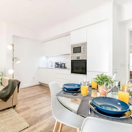 At Santo Antonio Flat *