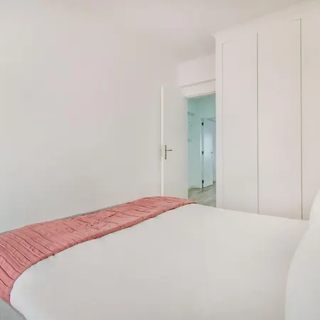 At Santo Antonio Flat Lisboa