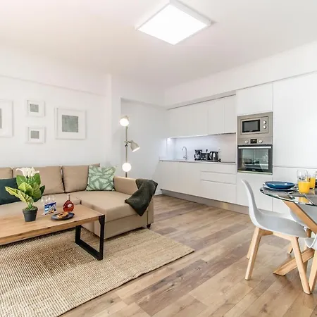 At Santo Antonio Flat Apartment Lisbon